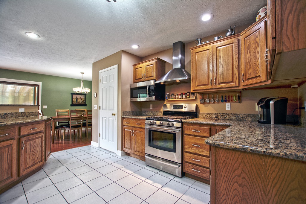 26948 Early Road South Bend, IN 46628 - Photo 2 of 36 Gallery Image 2