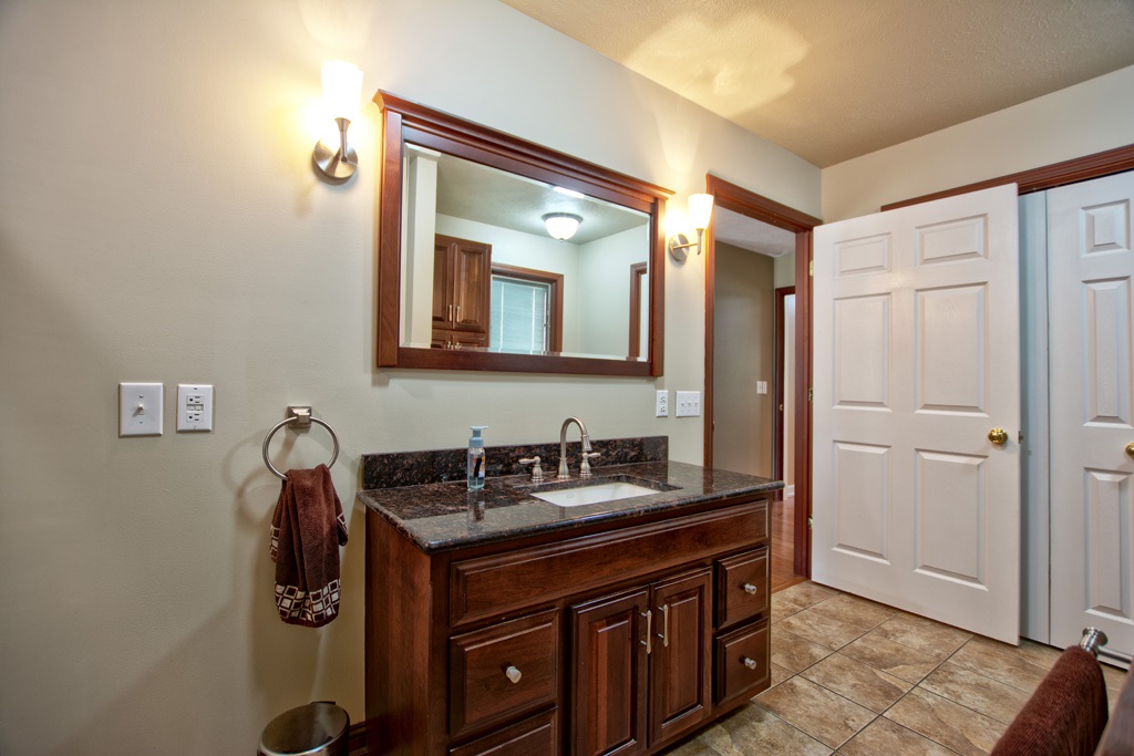 26948 Early Road South Bend, IN 46628 - Photo 17 of 36 Gallery Image 17