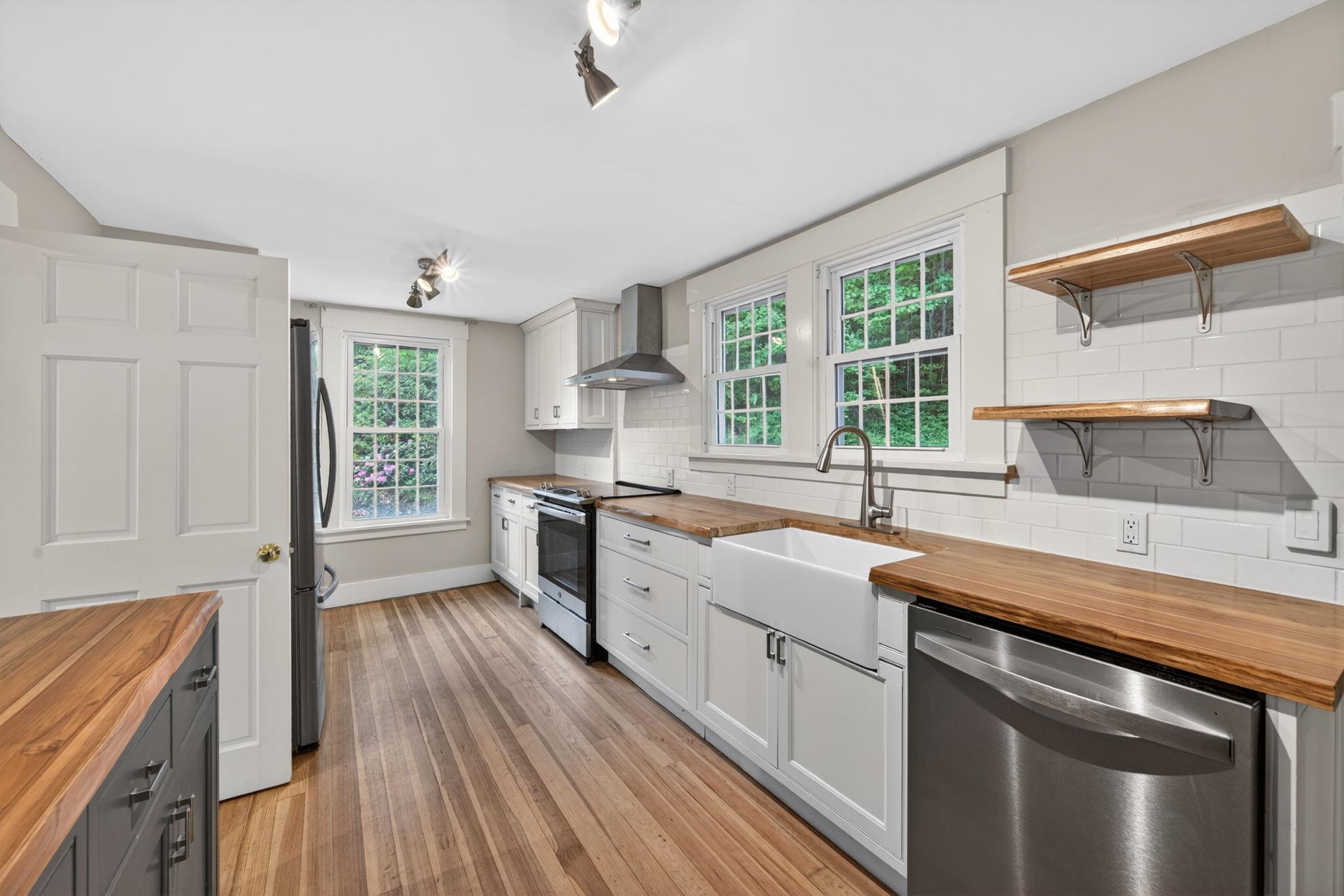 78 Bank Street Lebanon, NH 03766 - Photo 12 of 25