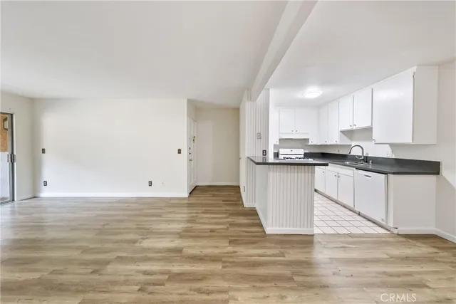 $470,000 | 1001 West MacArthur Boulevard, Unit 110, Santa Ana, CA 92707