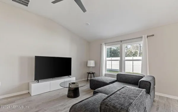 $2,600 | 3106 Hawks Hill Lane, Jacksonville, FL 32216