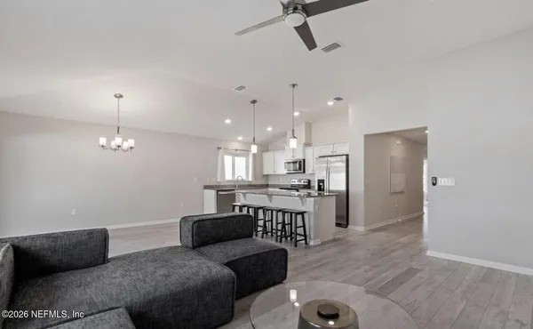 $2,600 | 3106 Hawks Hill Lane, Jacksonville, FL 32216