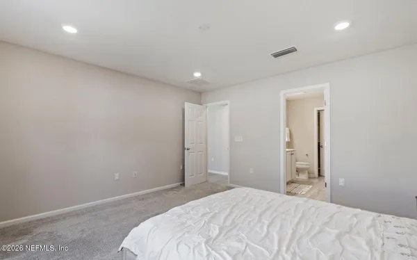 $2,600 | 3106 Hawks Hill Lane, Jacksonville, FL 32216