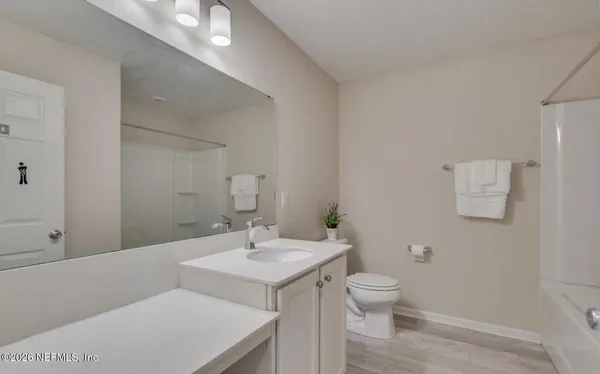 $2,600 | 3106 Hawks Hill Lane, Jacksonville, FL 32216