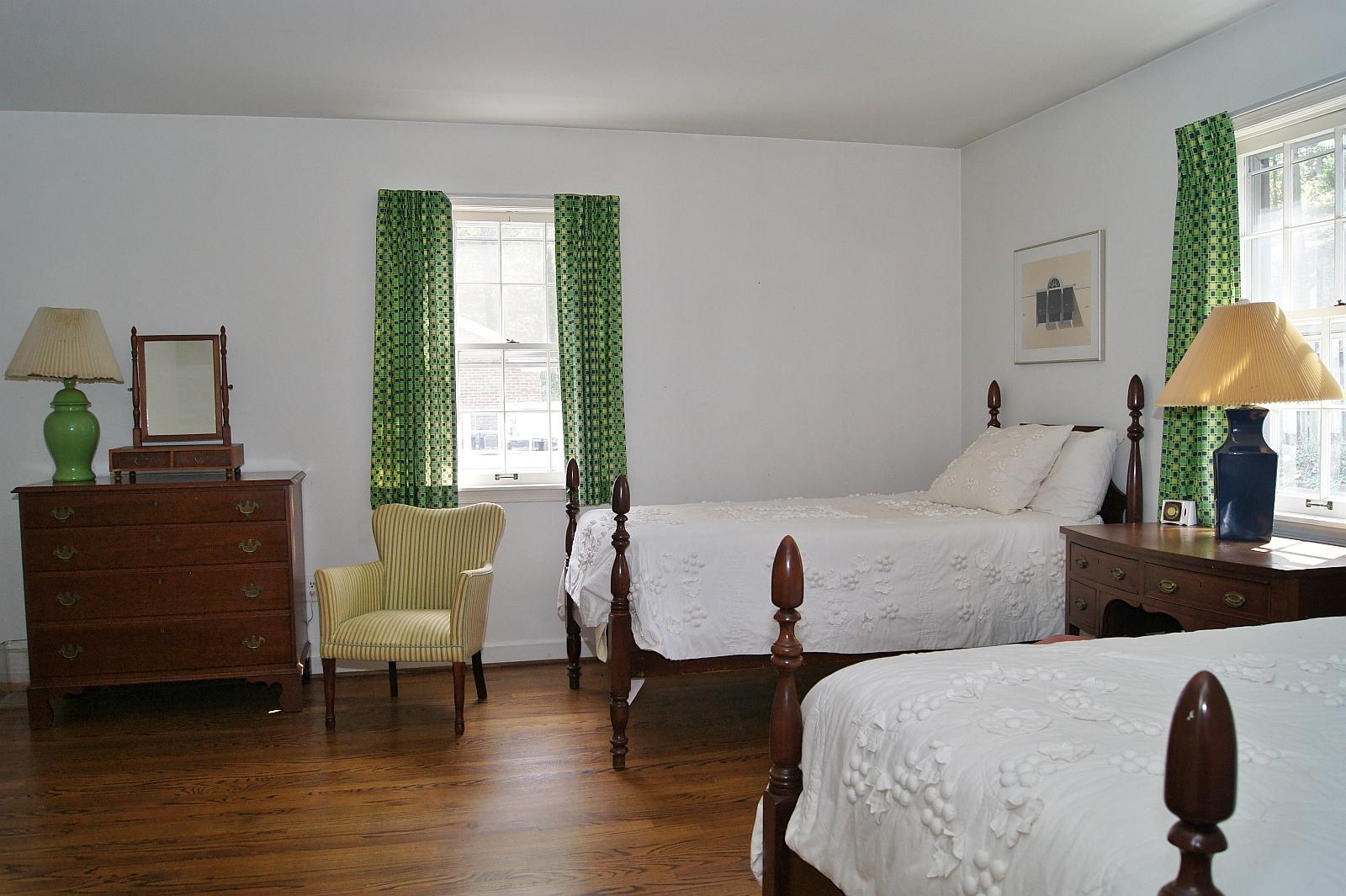726 Wildwood Road Southwest Roanoke, VA 24014 - Photo 14 of 23 INTERIOR