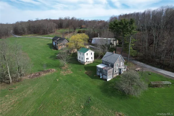 $464,500 | 299-301 Stump Pond Road, Livingston Manor, NY 12758