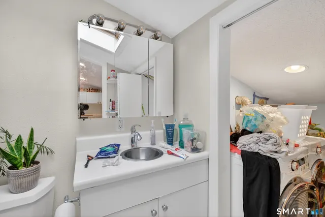 $1,595,000 | 81 Edwards Street, New Haven, CT 06511