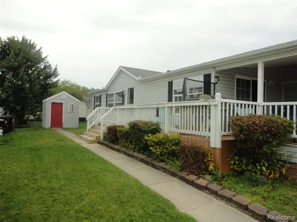 $59,900 | 983 Tanner Landing, Monroe, MI 48161