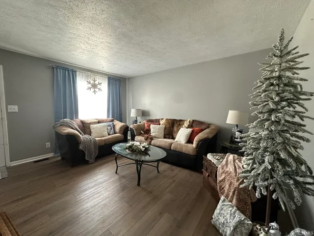 $205,000 | 34 Lee Court, West Lafayette, IN 47906