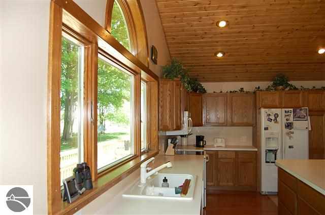 5489 Ridgeview Road Northwest Rapid City, MI 49676 - Photo 7 of 21 1785872-6.JPG