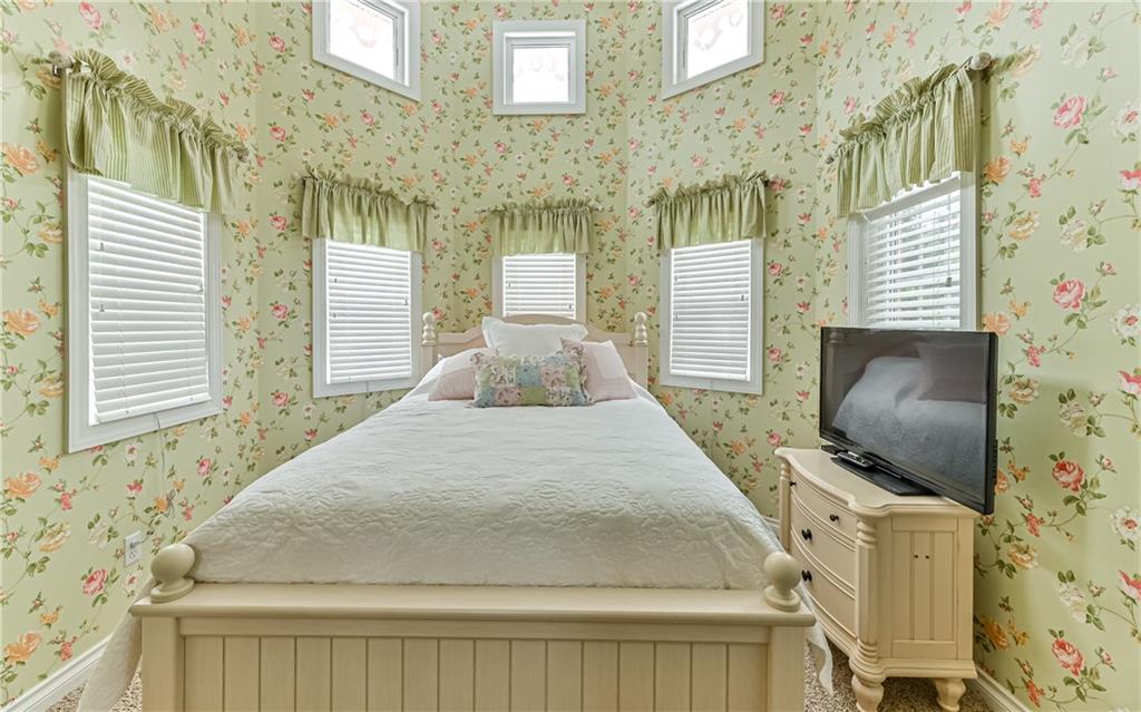1756 Old State Road Gibsonia, PA 15044 - Photo 16 of 25 Gallery Image 16