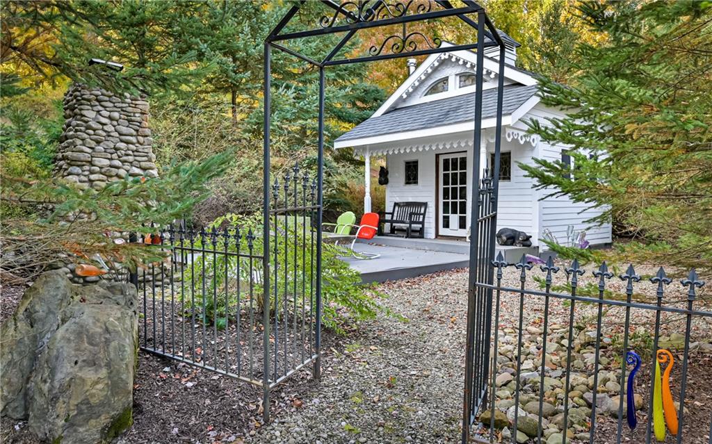 1756 Old State Road Gibsonia, PA 15044 - Photo 20 of 25 Gallery Image 20