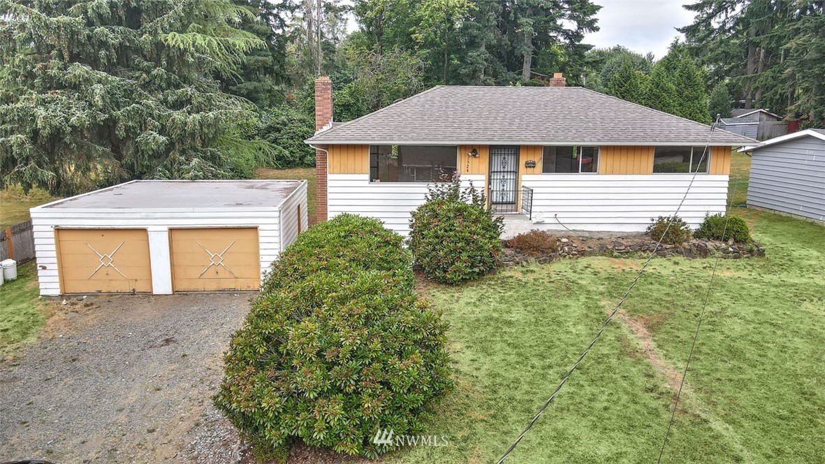 17524 Southeast 134th Street Renton, WA 98059 - Photo 4 of 28