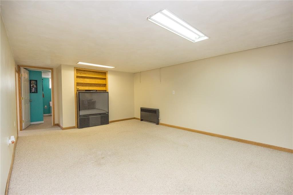 882 Chapel Road Aliquippa, PA 15001 - Photo 12 of 20 Gallery Image 12