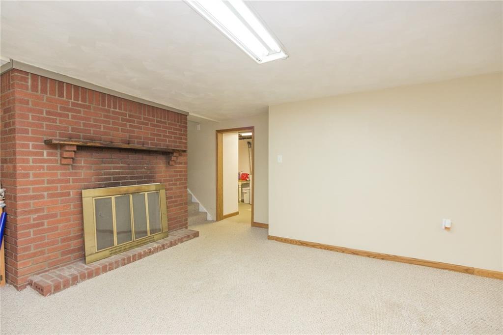 882 Chapel Road Aliquippa, PA 15001 - Photo 13 of 20 Gallery Image 13