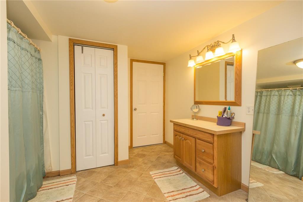 882 Chapel Road Aliquippa, PA 15001 - Photo 15 of 20 Gallery Image 15