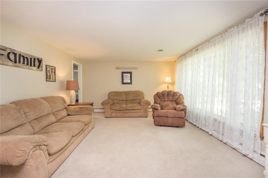 882 Chapel Road Aliquippa, PA 15001 - Photo 3 of 20 Gallery Image 3