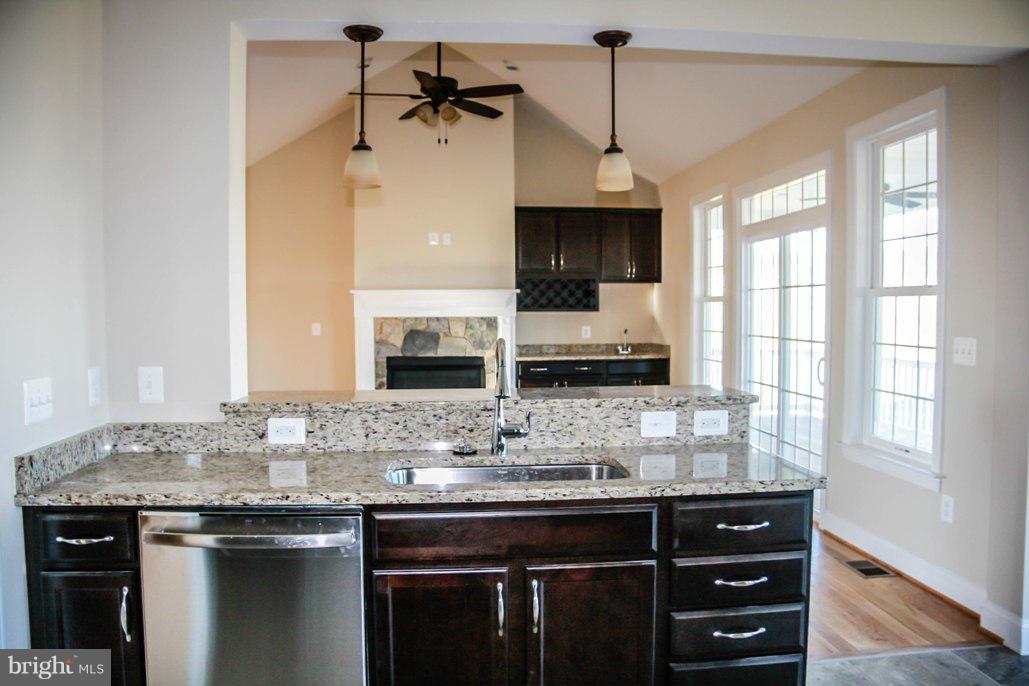 4251 Apple Pie Ridge Road Winchester, VA 22603 - Photo 15 of 26 Interior (General)