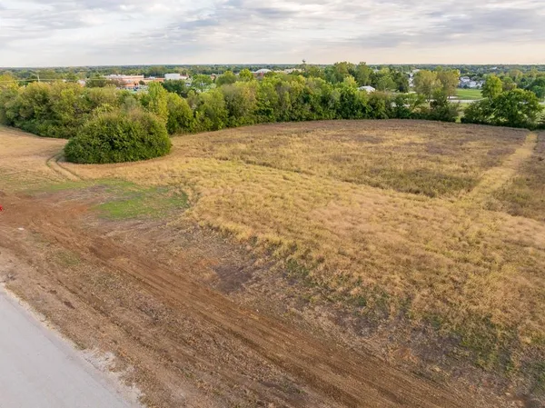 $184,325 | Lot 13 Timber Ridge Drive, Peculiar, MO 64078