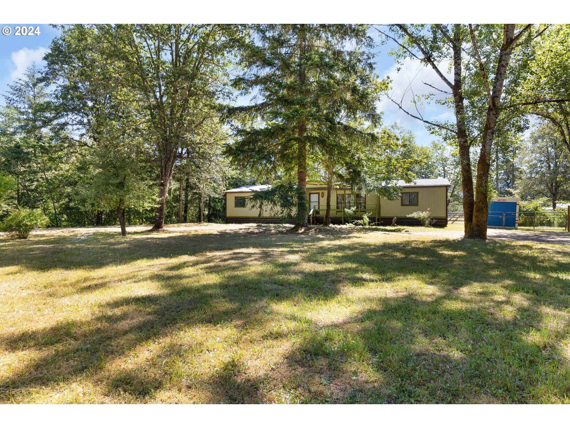 7810 Nonpareil Road Sutherlin, OR 97479 - Photo 3 of 44