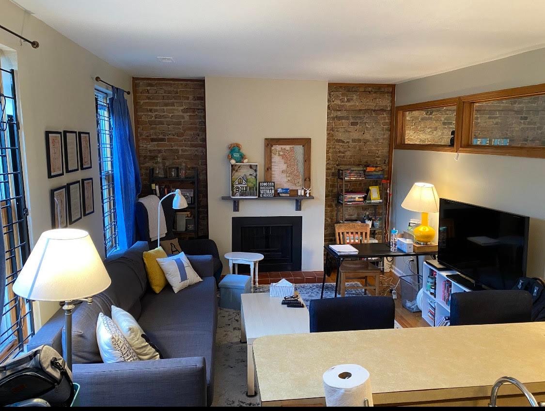 1448 West Polk Street, Unit 2R Chicago, IL 60607 - Photo 9 of 18