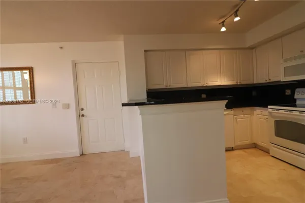 $1,800 | 4836 Highway 7, Unit 5207, Coconut Creek, FL 33073