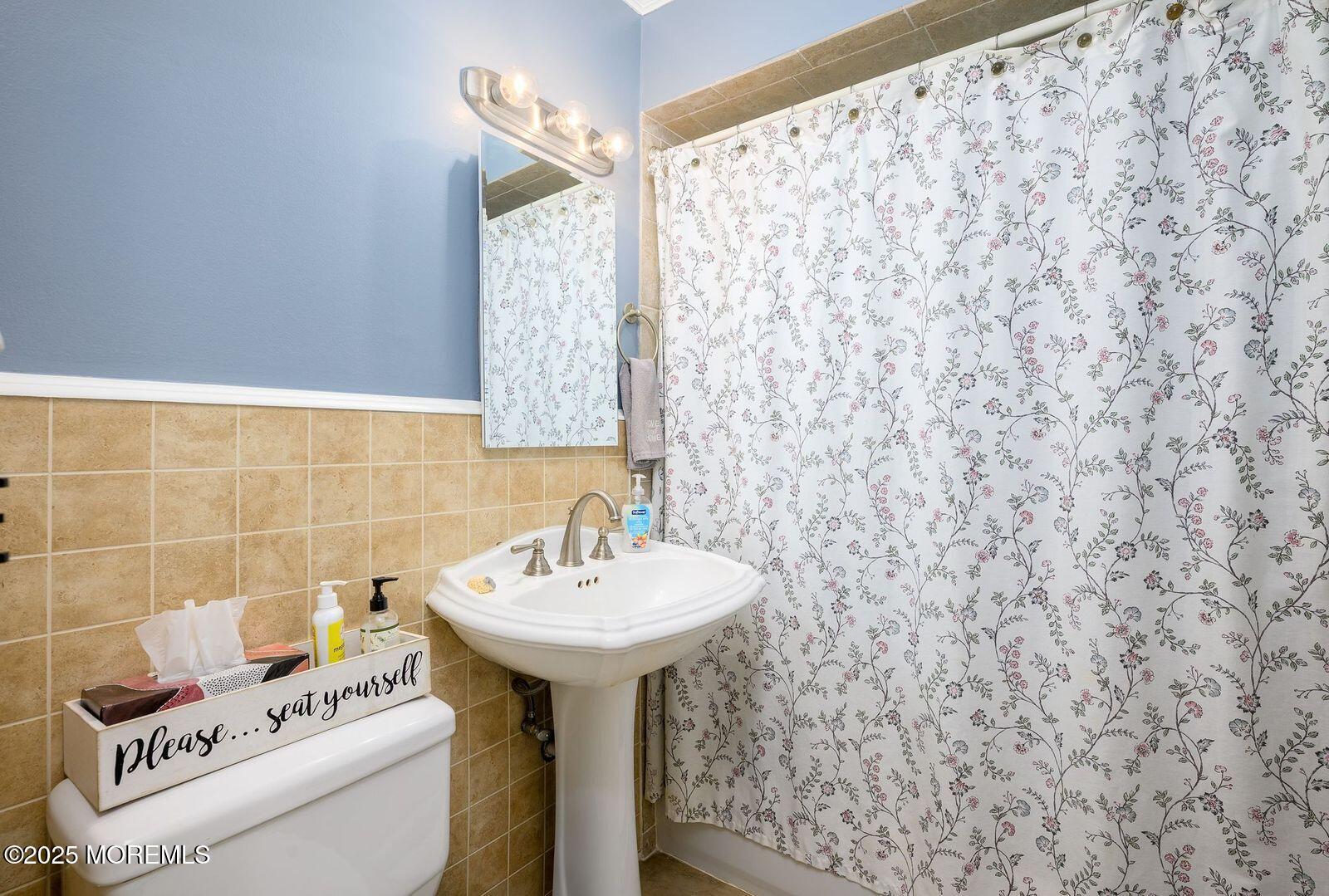 22 Kenmore Road Freehold, NJ 07728 - Photo 25 of 33 kenmore9