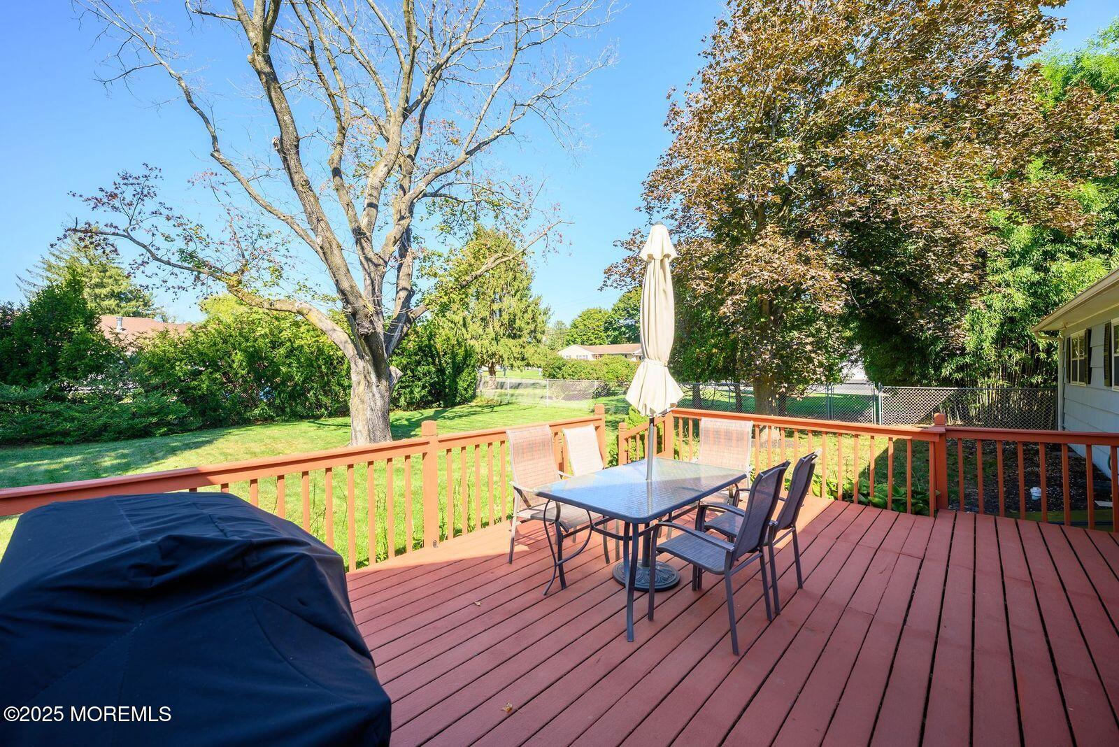 22 Kenmore Road Freehold, NJ 07728 - Photo 32 of 33 kenmore29