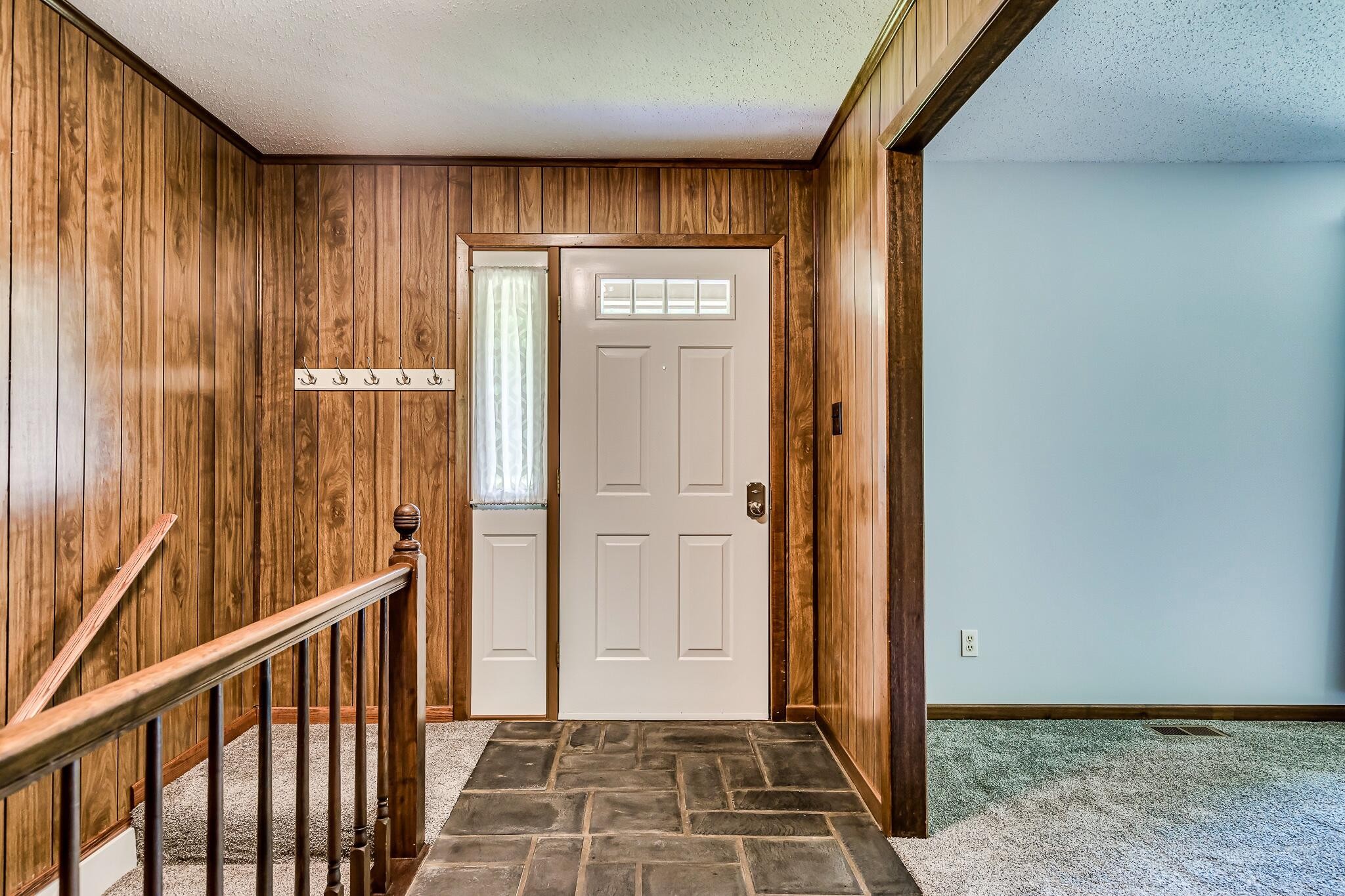 8847 West Simpson Road Knoxville, TN 37920 - Photo 4 of 39 Gallery Image 4