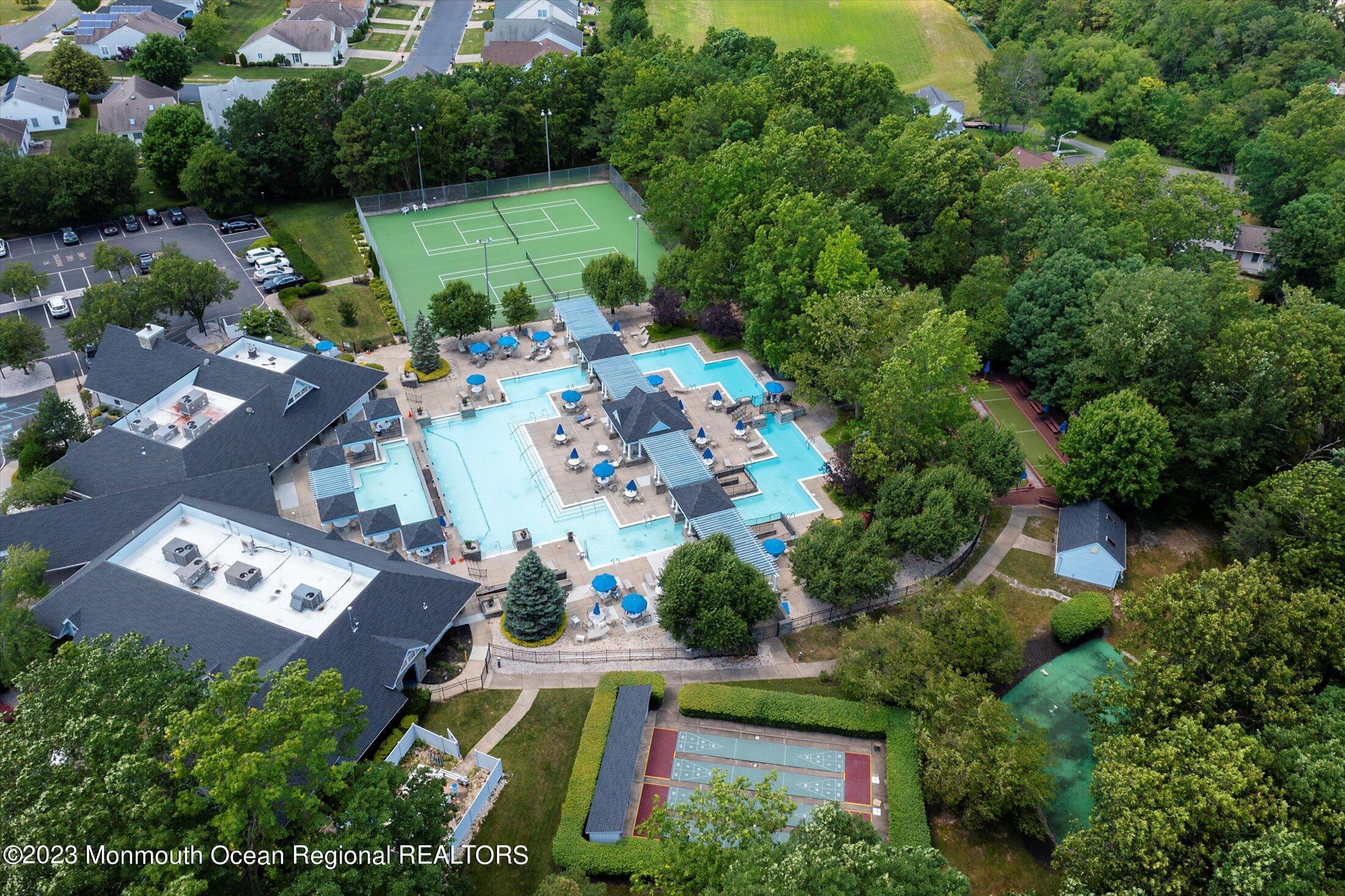 20 Portebello Road Jackson, NJ 08527 - Photo 29 of 38 33-AMENITIES