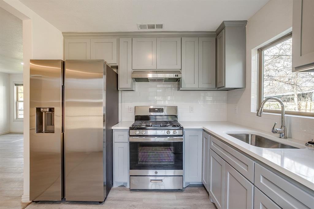 4912 Almena Road River Oaks, TX 76114 - Photo 12 of 20