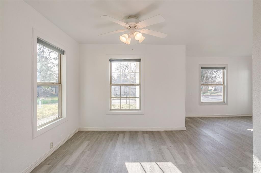 4912 Almena Road River Oaks, TX 76114 - Photo 6 of 20