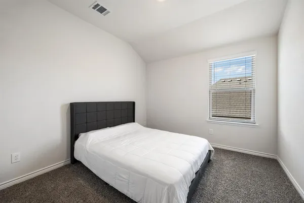 $2,500 | 2016 Saddle Way, Mesquite, TX 75149