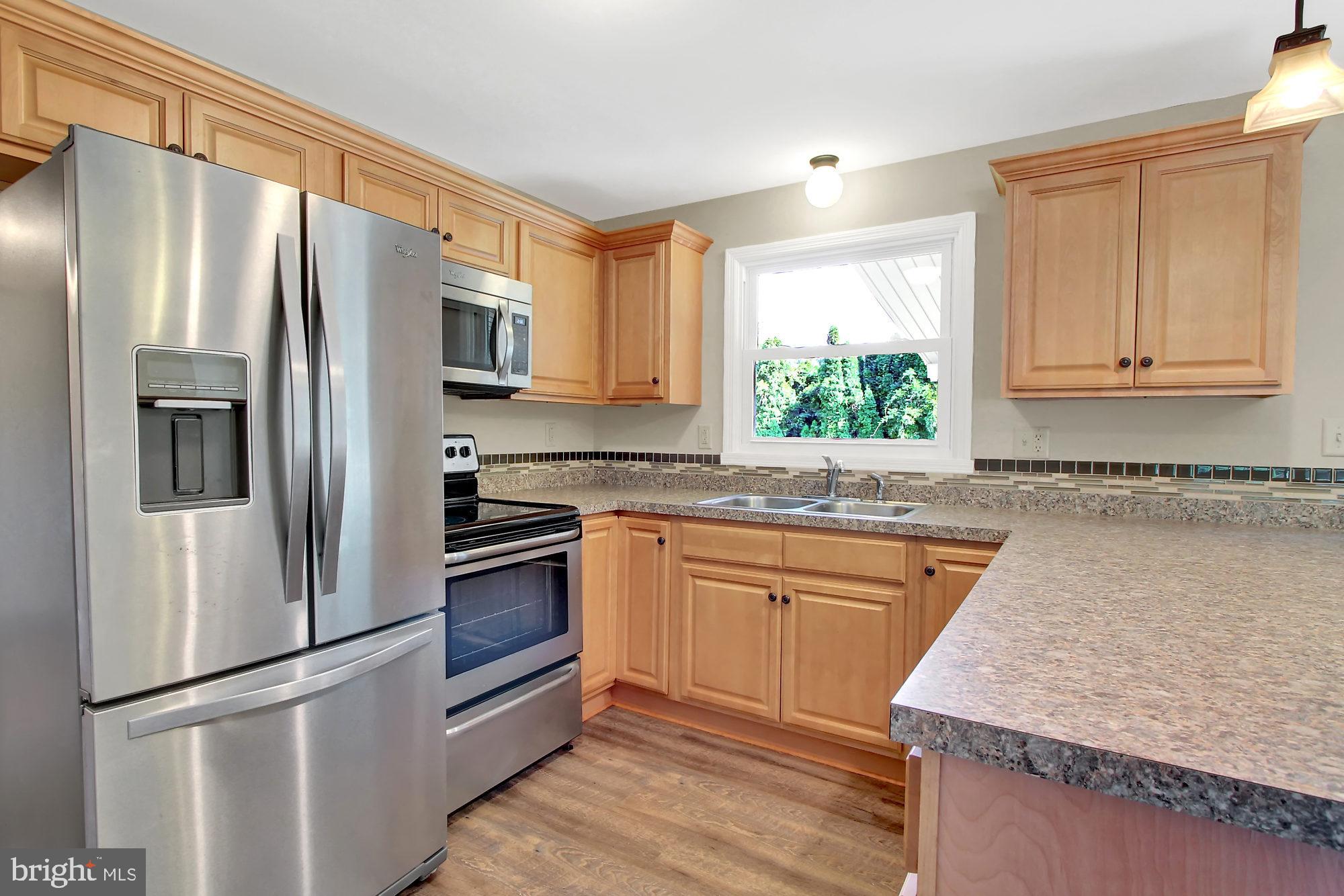 105 Rosemead Avenue Reading, PA 19608 - Photo 6 of 18