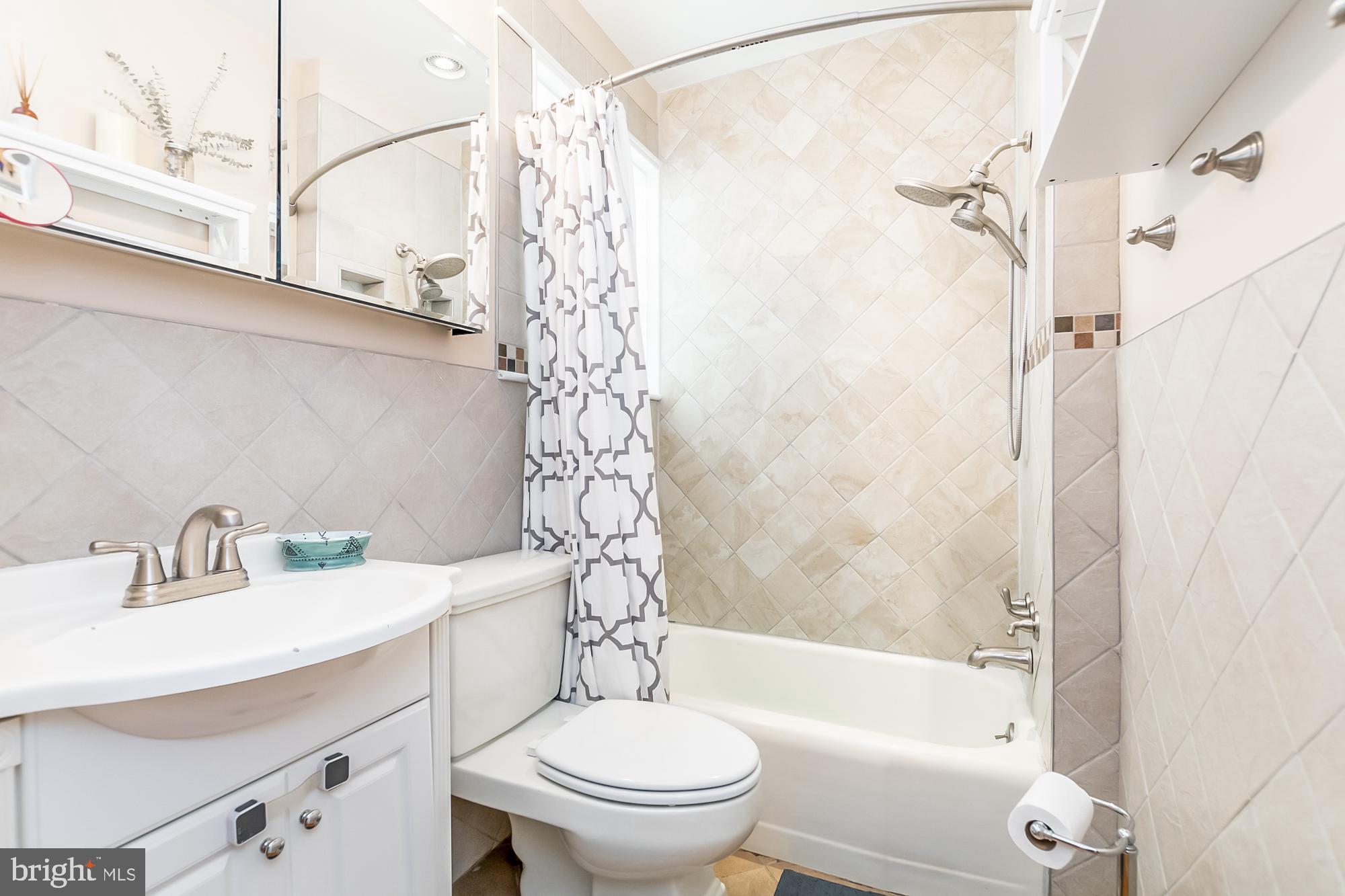 3663 Chestnut Avenue Baltimore, MD 21211 - Photo 19 of 50