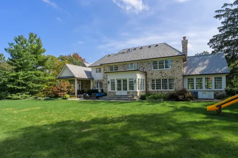 $3,800,000 | 1234 Spruce Drive, Glenview, IL 60025