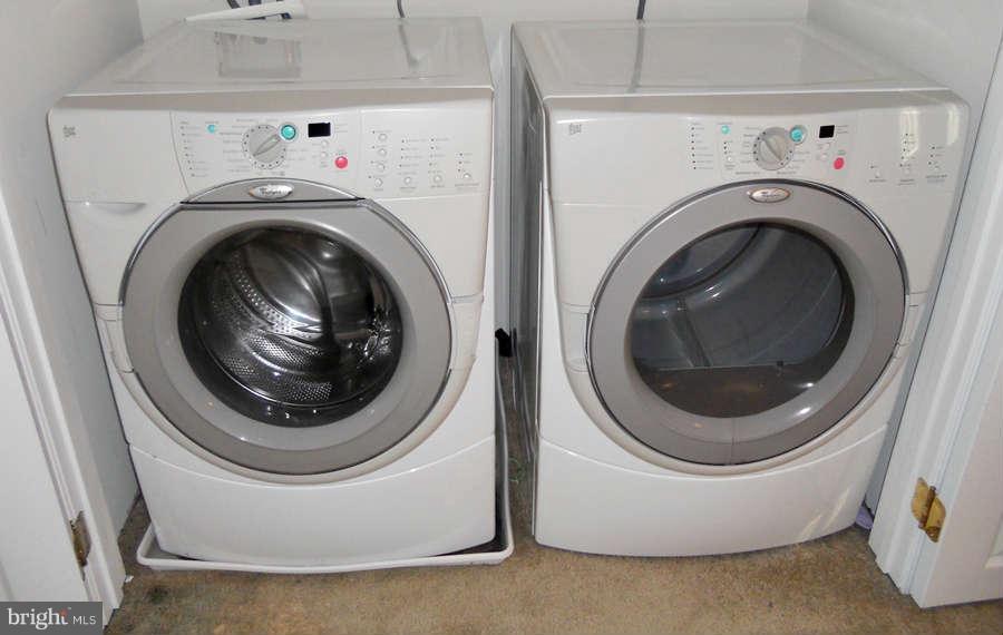 8490 Stonewall Road Manassas, VA 20110 - Photo 22 of 22 Laundry