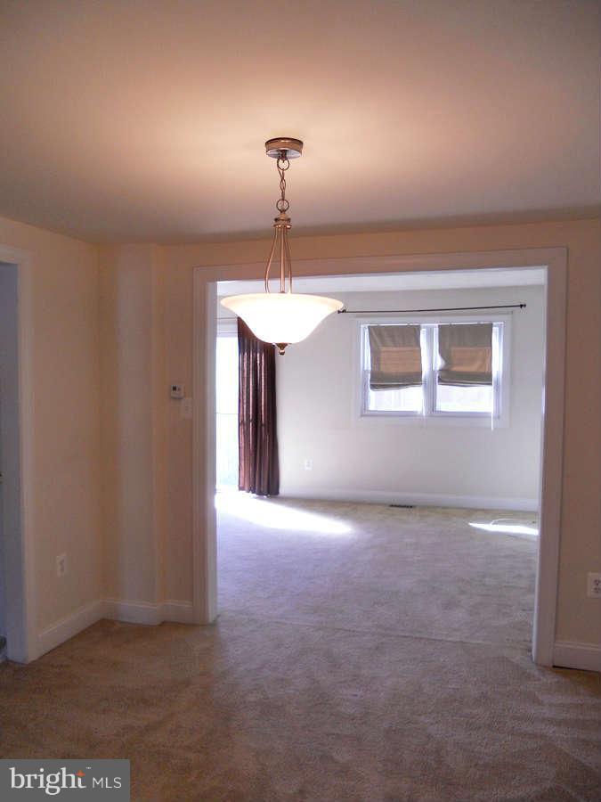8490 Stonewall Road Manassas, VA 20110 - Photo 10 of 22 Interior (General)