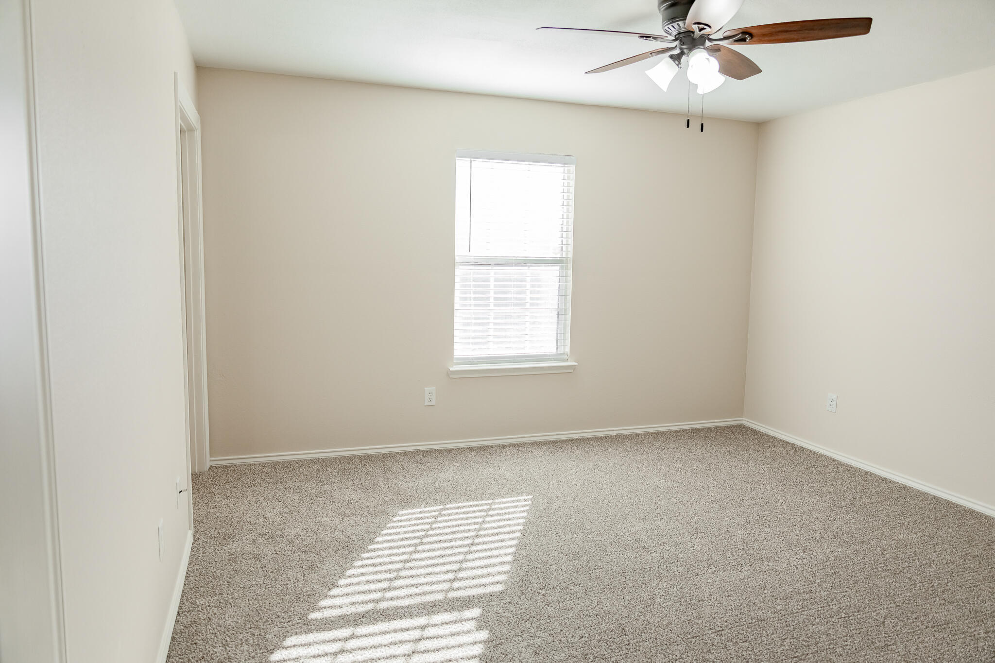 6509 87th Street Lubbock, TX 79424 - Photo 14 of 28 Primary, New Carpet