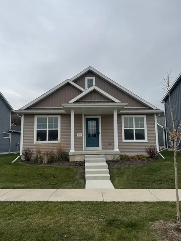 $3,080 | 2175 Autumn Lake, Madison, WI 53718