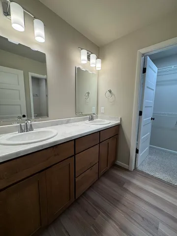 $3,080 | 2175 Autumn Lake, Madison, WI 53718