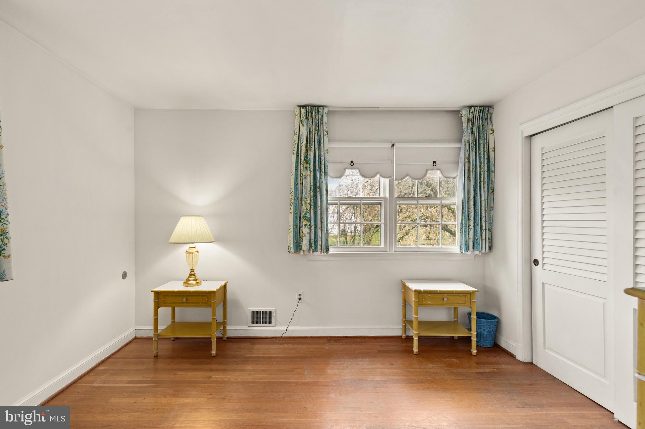 7308 Riverdale Road Lanham, MD 20706 - Photo 11 of 28 3rd bedroom