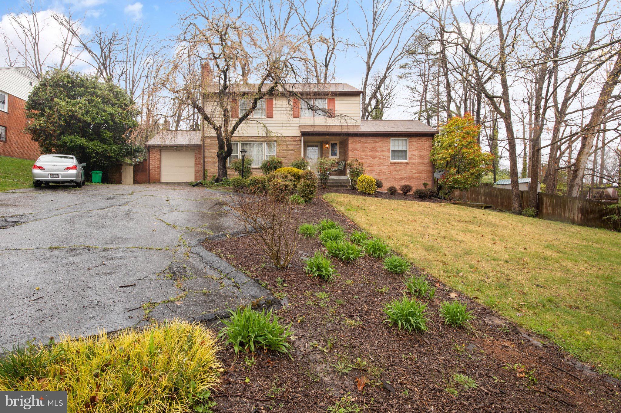 7308 Riverdale Road Lanham, MD 20706 - Photo 28 of 28 large driveway with turn around
