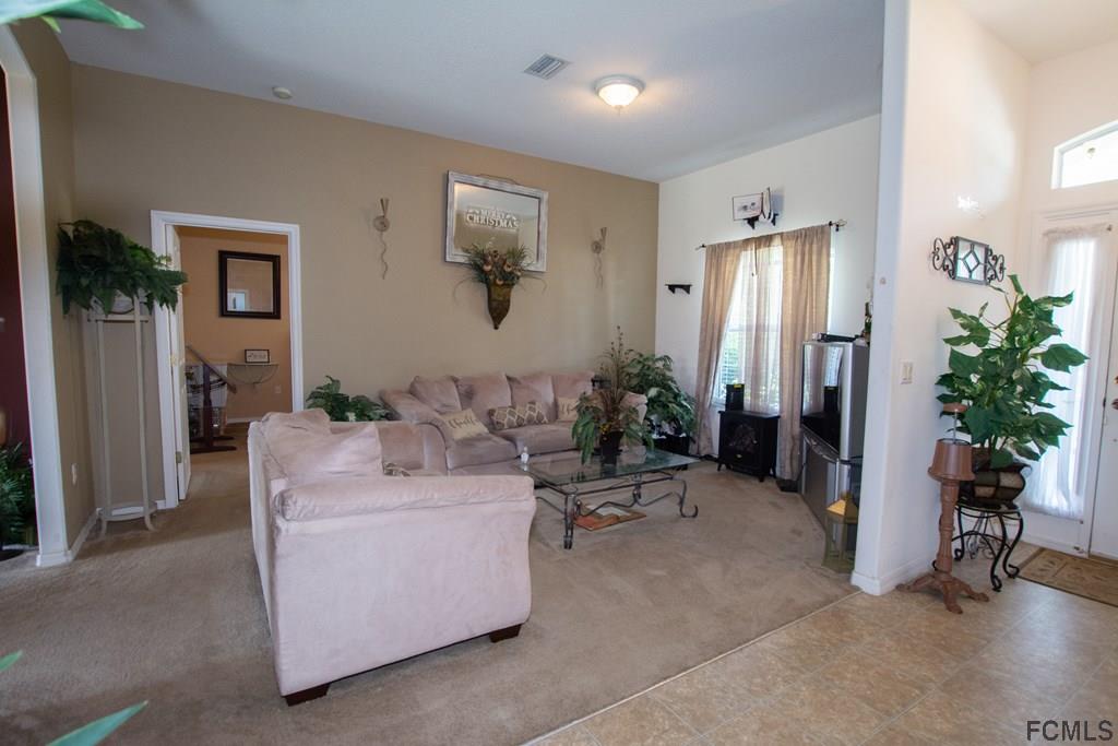 7 Ramsgate Place Palm Coast, FL 32164 - Photo 2 of 25 Gallery Image 2