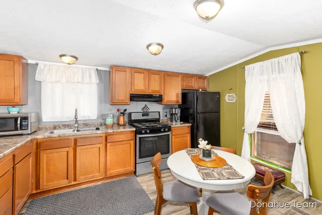 $59,000 | 1800 West Main Street, Unit 102, Lowell, MI 49331