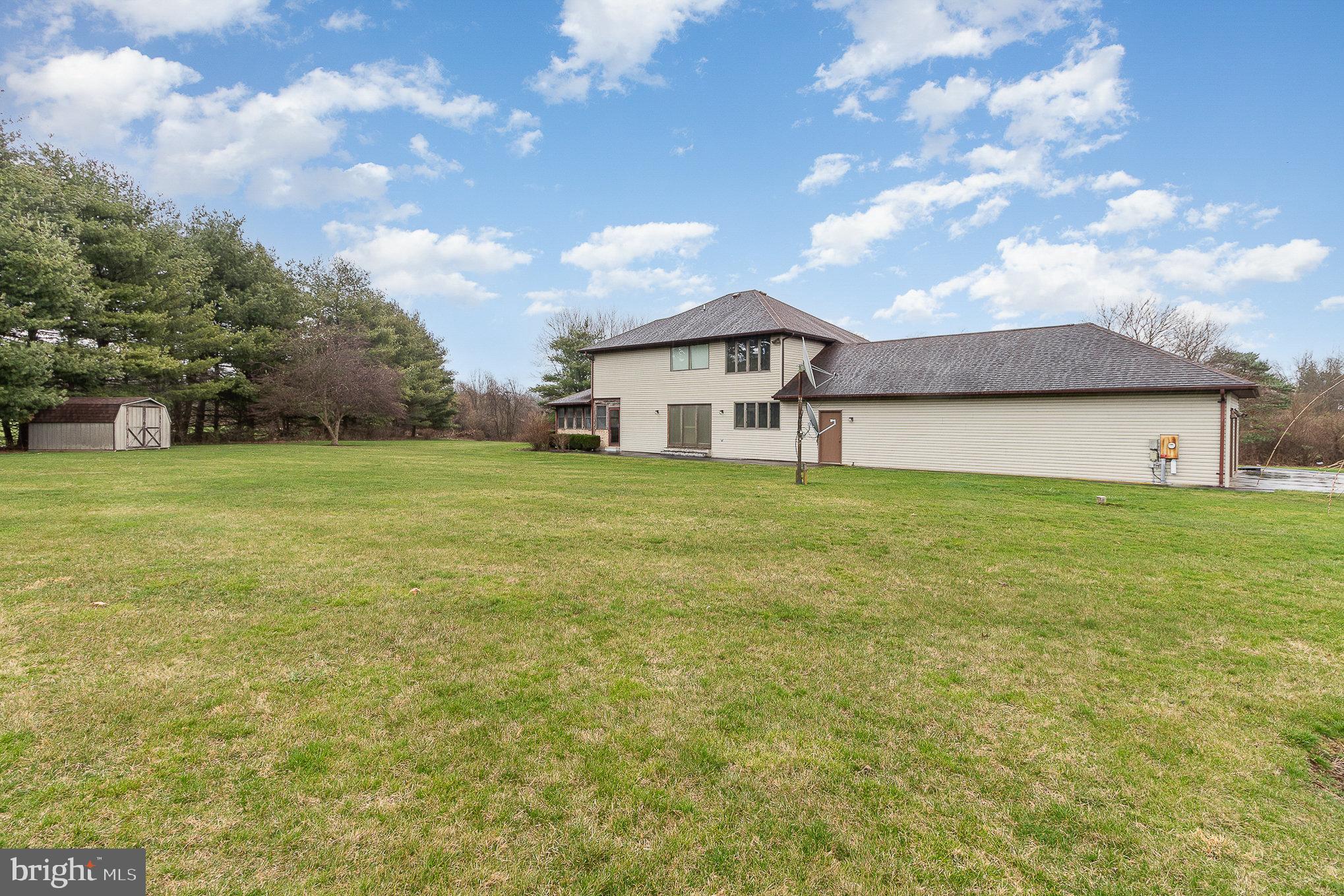 81 Hoover Road Carlisle, PA 17015 - Photo 3 of 42 Gallery Image 3