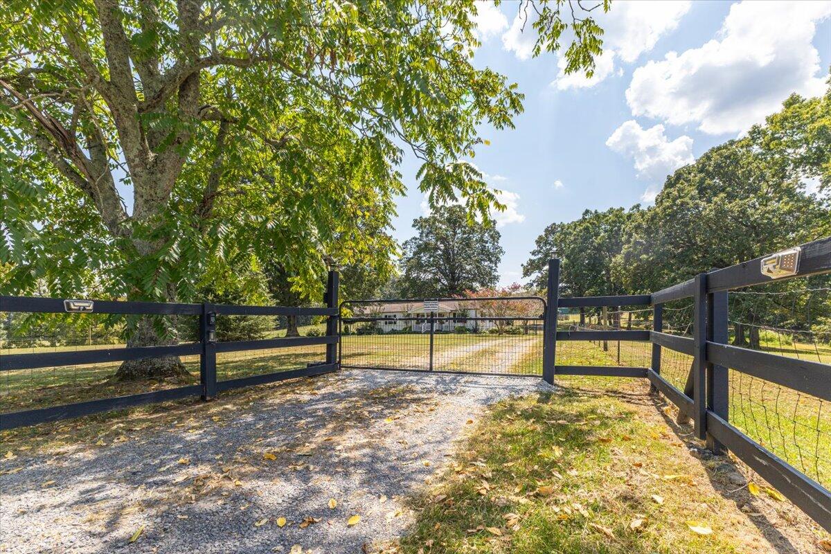 6826 Sam Smith Road Birchwood, TN 37308 - Photo 2 of 46 02-IMG_4648