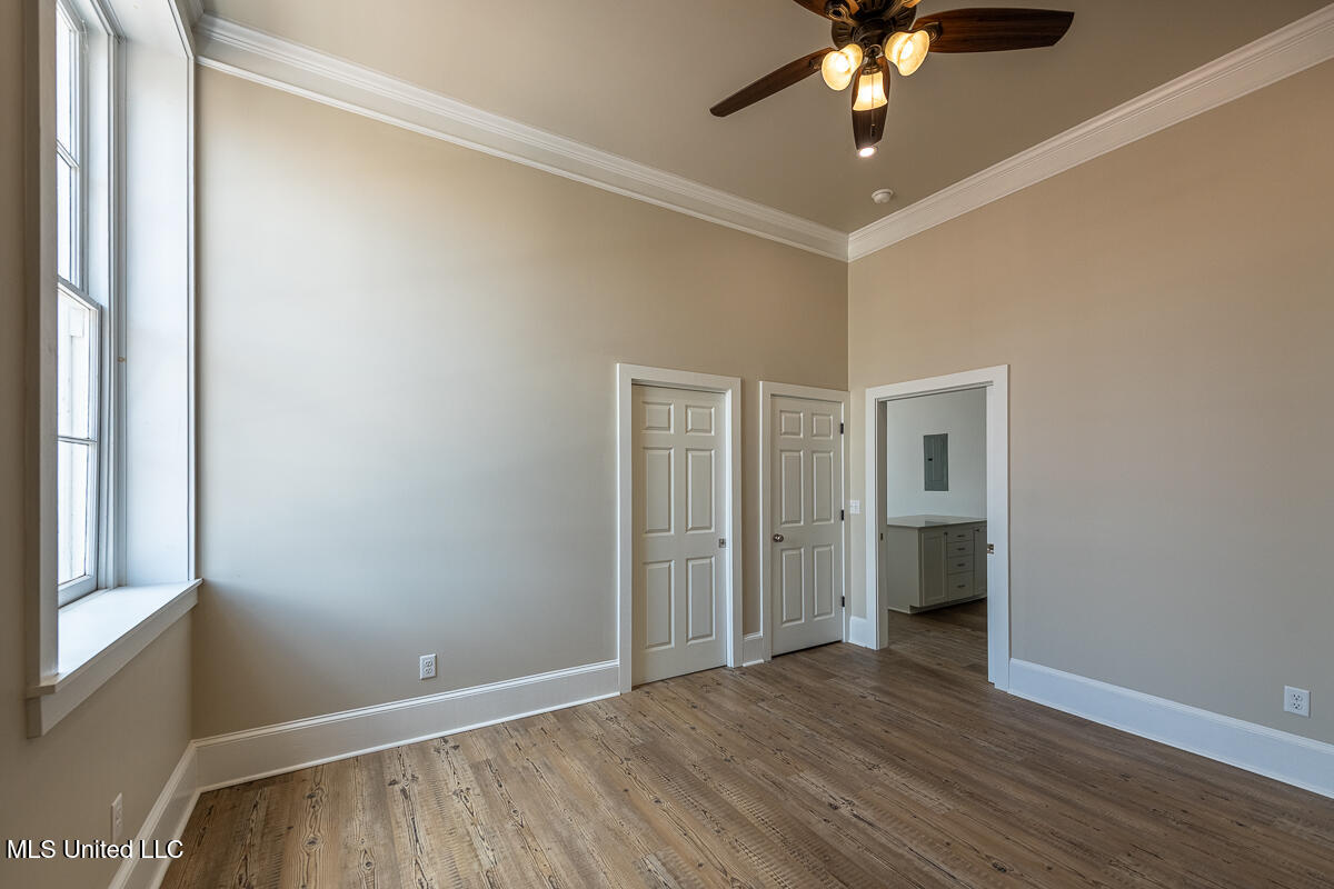 433 Main Street Natchez, MS 39120 - Photo 20 of 62 433MainSt_LoRes-43