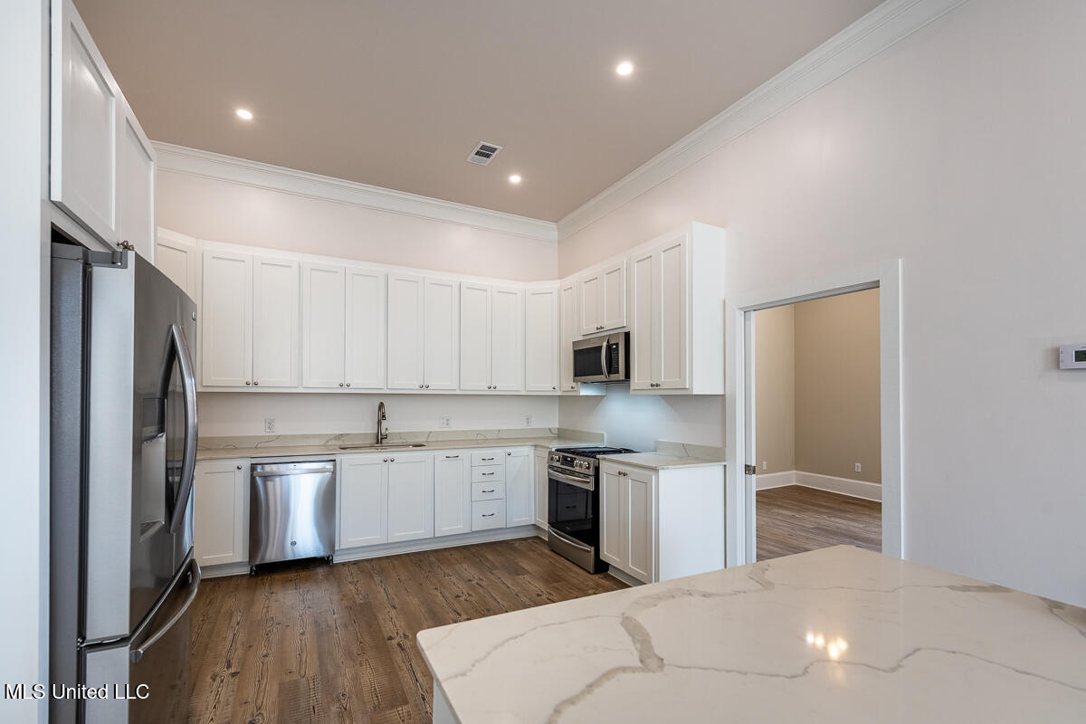 433 Main Street Natchez, MS 39120 - Photo 32 of 62 433MainSt_LoRes-31