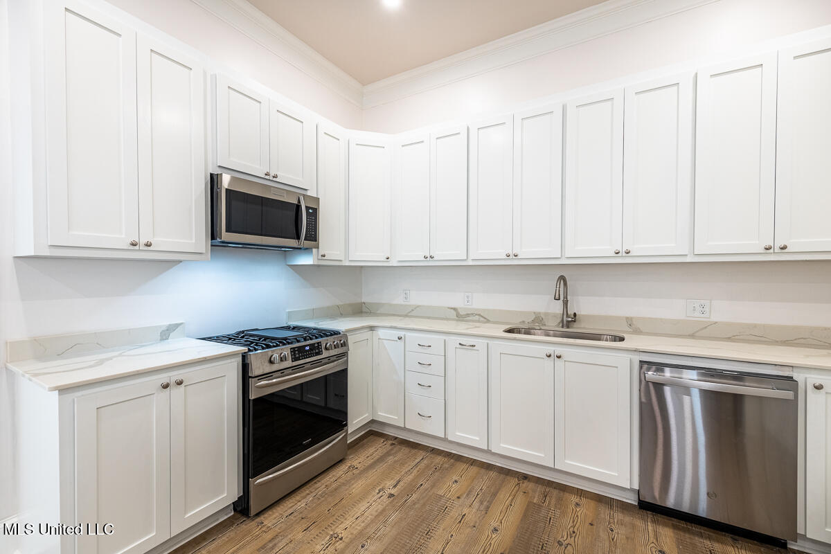 433 Main Street Natchez, MS 39120 - Photo 48 of 62 433MainSt_LoRes-14